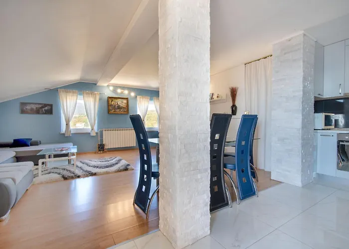 شقة Sea View-3 By Interhome