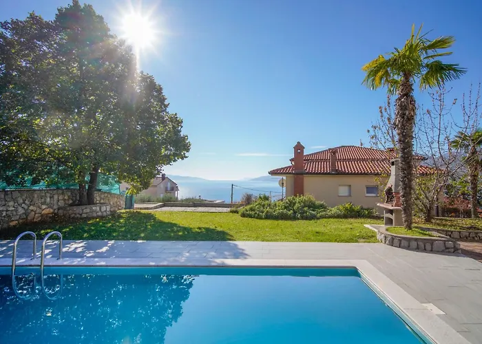 Sea View-3 By Interhome *